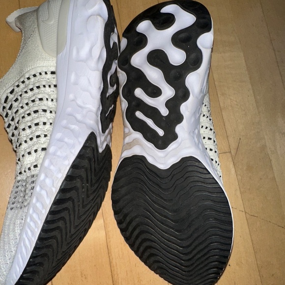 Nike React Phantom Run/Fly sneaker, 7.5,  CB2477 - Picture 4 of 6